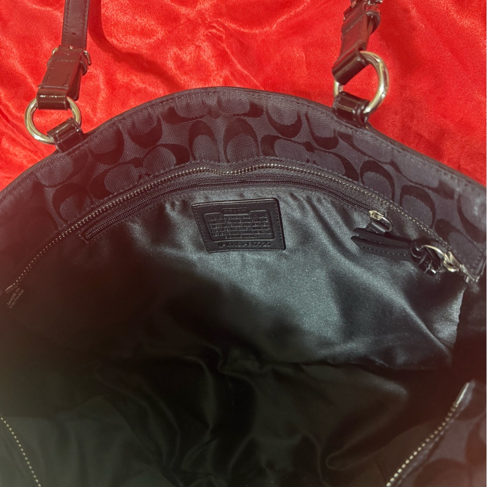 Authentic Coach tote with black iconic logos and black leather trim. - Picture 12 of 13